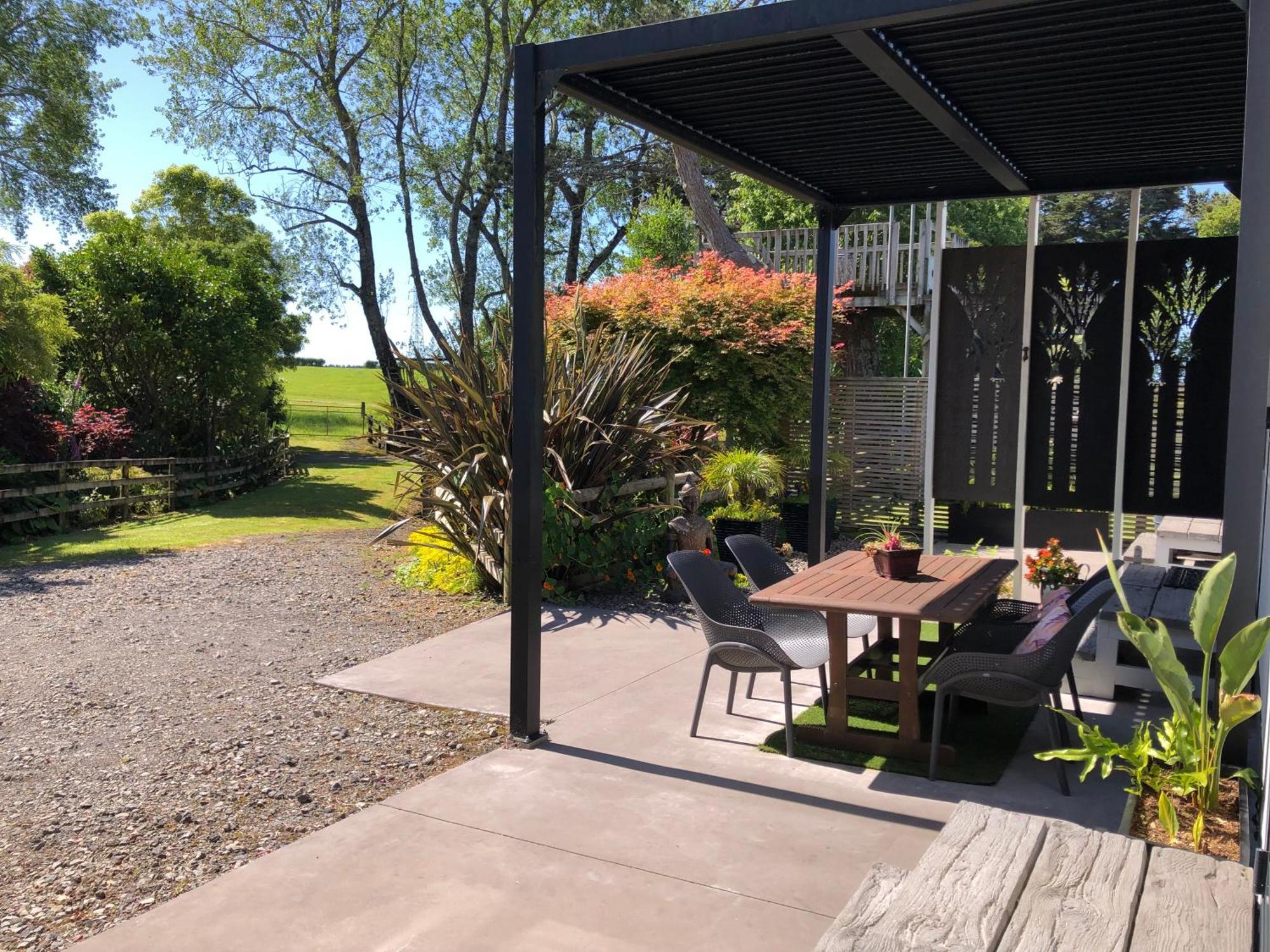 Tiny Home Luxury Farm Escape New Plymouth Egmont Village Ngoại thất bức ảnh